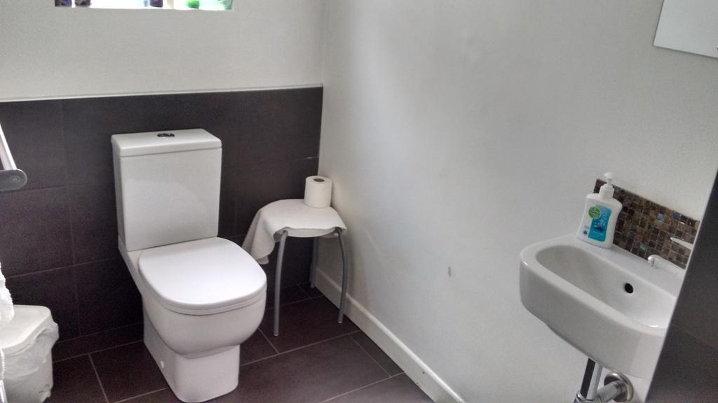 Bed and Breakfast Fairman House Backpackers Londonderry Esterno foto