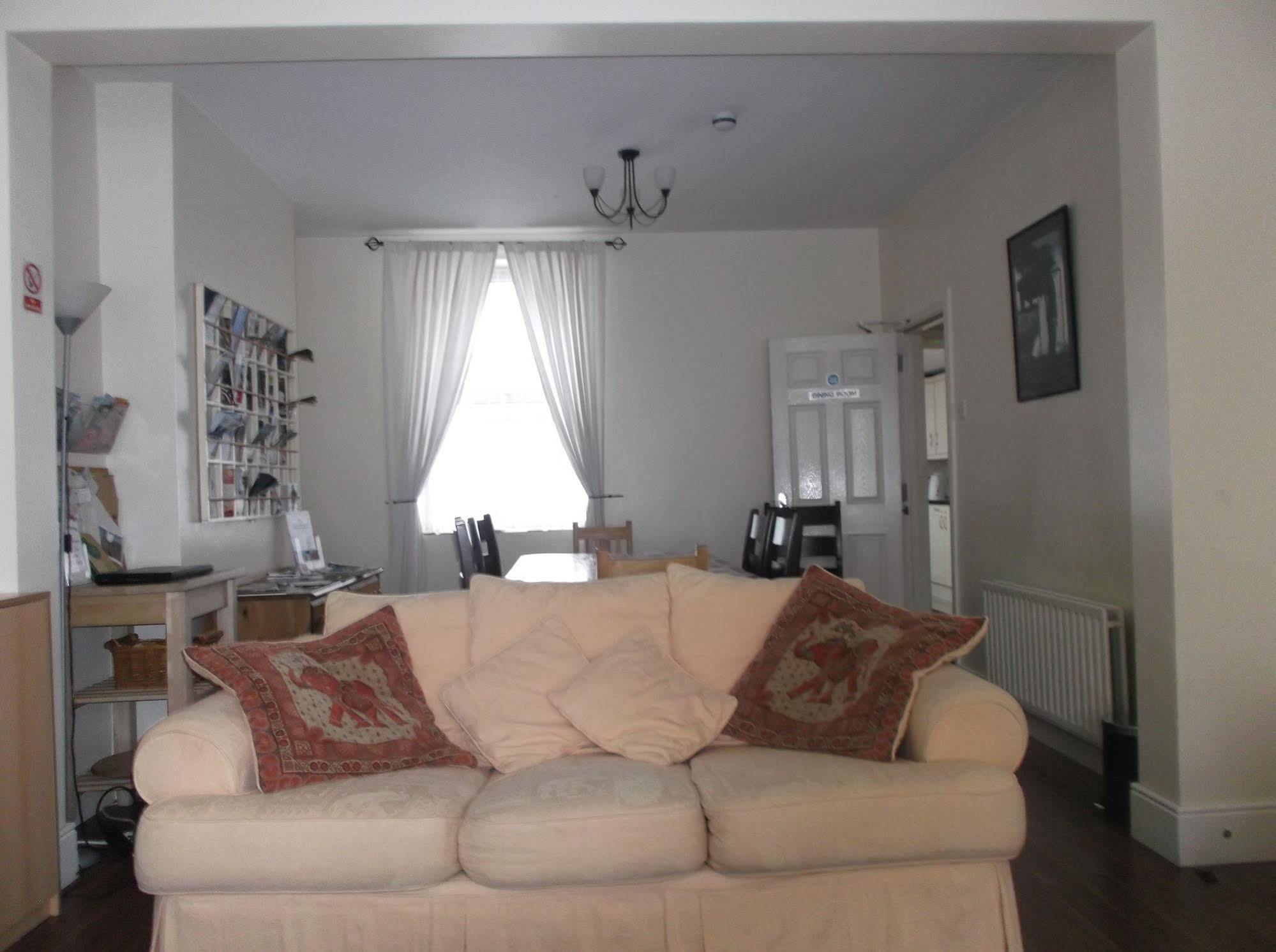 Bed and Breakfast Fairman House Backpackers Londonderry Esterno foto
