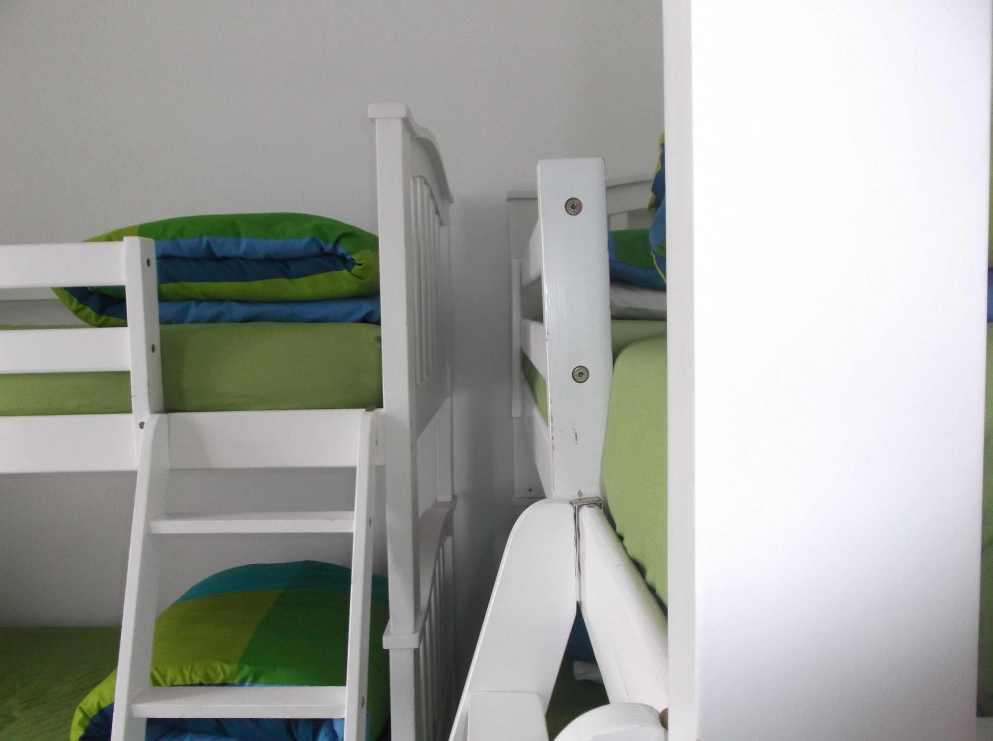 Bed and Breakfast Fairman House Backpackers Londonderry Esterno foto
