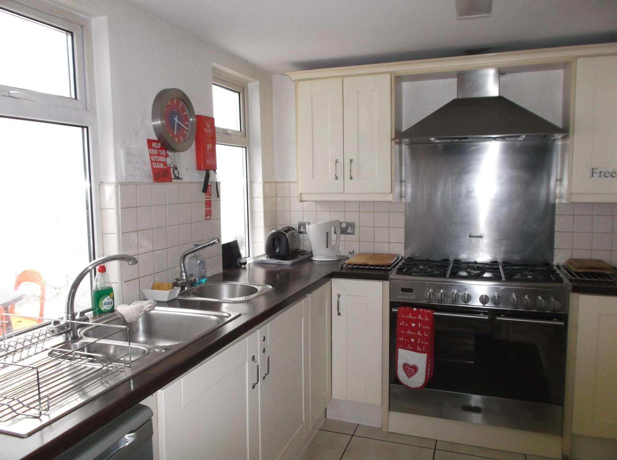 Bed and Breakfast Fairman House Backpackers Londonderry Esterno foto